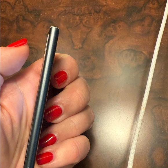 Space Gray iPod Nano 7 Generation - Picture 7 of 10